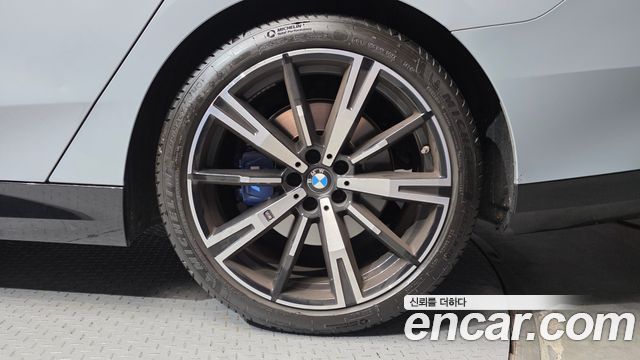 BMW 5-Series 530i xDrive M Sport