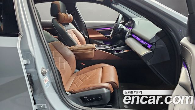 BMW 5-Series 530i xDrive M Sport