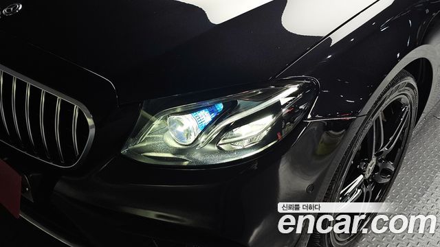 Mercedes-Benz E-Class E300 AMG Line