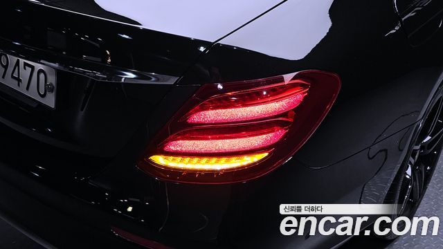 Mercedes-Benz E-Class E300 AMG Line