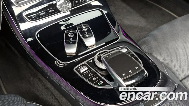 Mercedes-Benz E-Class E300 AMG Line