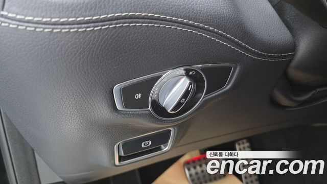 Mercedes-Benz S-Class S400 4MATIC Coupe