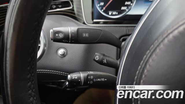 Mercedes-Benz S-Class S400 4MATIC Coupe