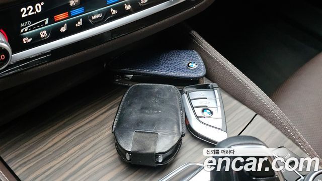 BMW 5-Series 530i xDrive M Sport Package Plus