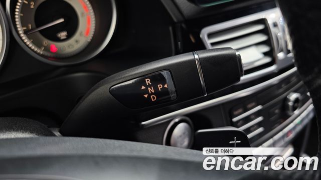 Mercedes-Benz E-Class E220 Bluetec Avantgarde