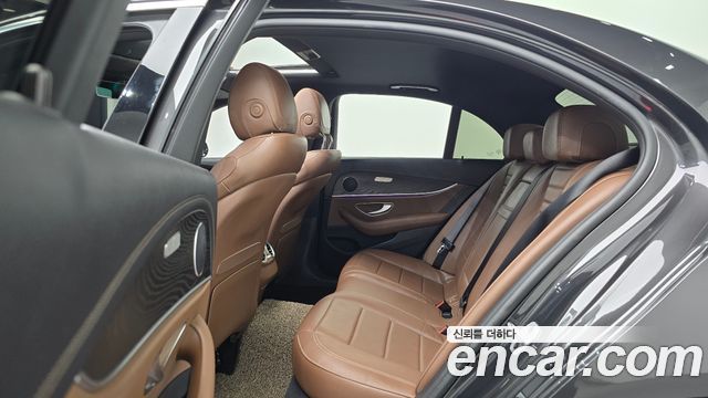 Mercedes-Benz E-Class E250 AMG Line