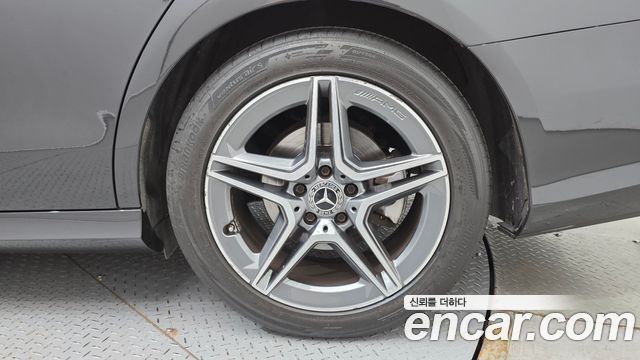 Mercedes-Benz E-Class E250 AMG Line