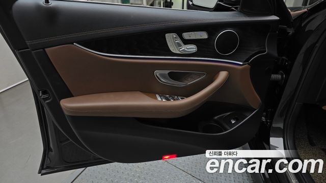 Mercedes-Benz E-Class E250 AMG Line
