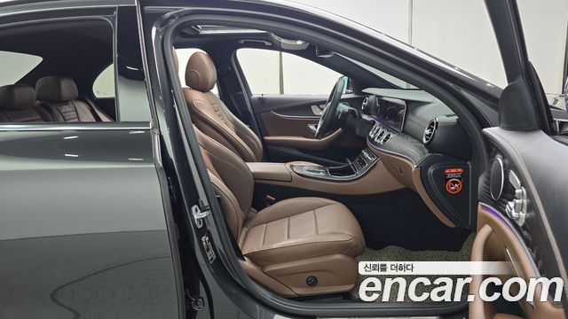 Mercedes-Benz E-Class E250 AMG Line