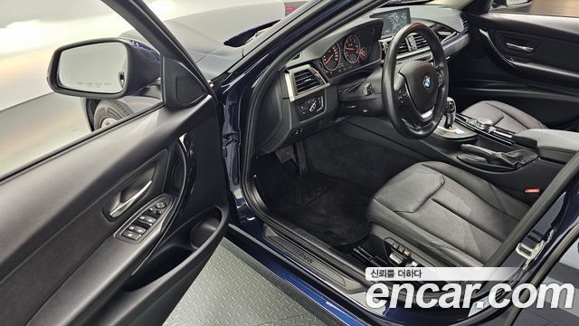 BMW 3-Series 320d