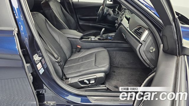 BMW 3-Series 320d