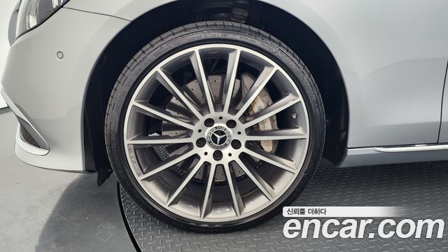 Mercedes-Benz E-Class E450 4MATIC Exclusive