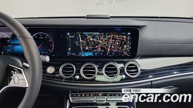 Mercedes-Benz E-Class E450 4MATIC Exclusive