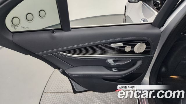 Mercedes-Benz E-Class E450 4MATIC Exclusive