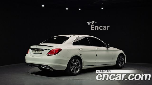Mercedes-Benz C-Class C220 d Avantgarde