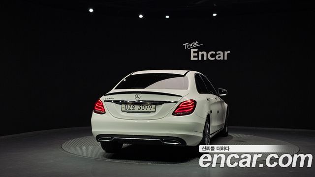 Mercedes-Benz C-Class C220 d Avantgarde