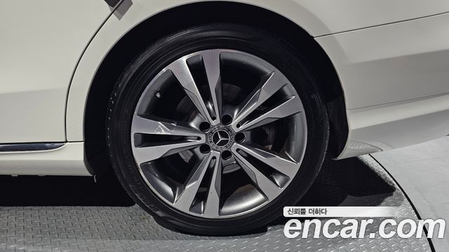 Mercedes-Benz C-Class C220 d Avantgarde