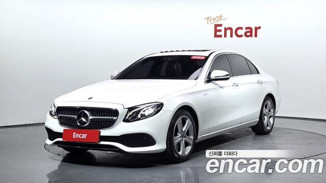 Mercedes-Benz E-Class E200 Avantgarde