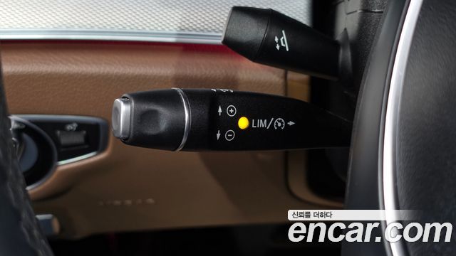 Mercedes-Benz E-Class E200 Avantgarde