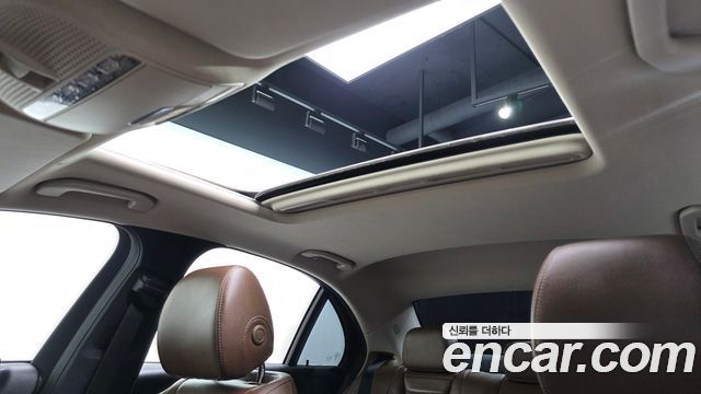 Mercedes-Benz E-Class E200 Avantgarde