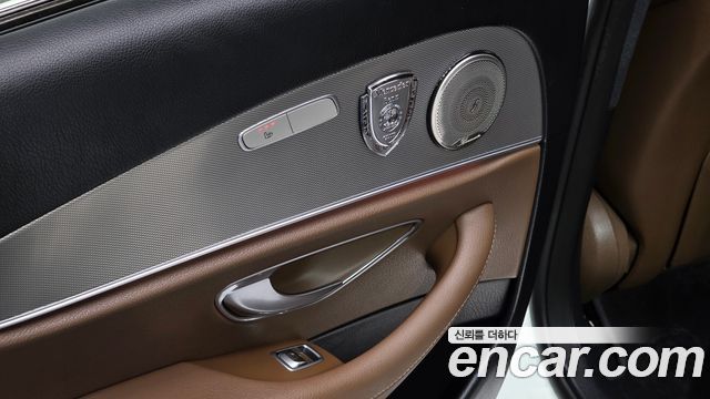 Mercedes-Benz E-Class E200 Avantgarde