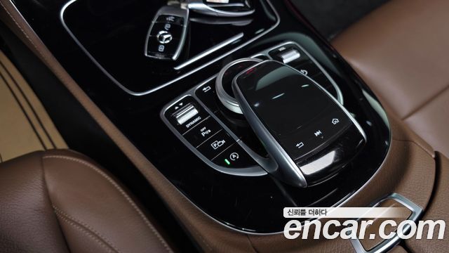 Mercedes-Benz E-Class E200 Avantgarde