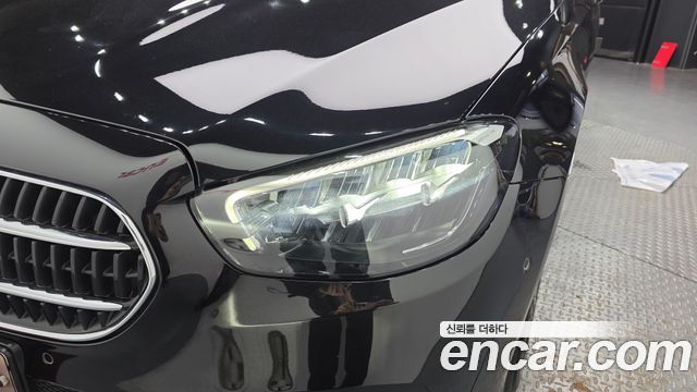 Mercedes-Benz E-Class E250 Avantgarde