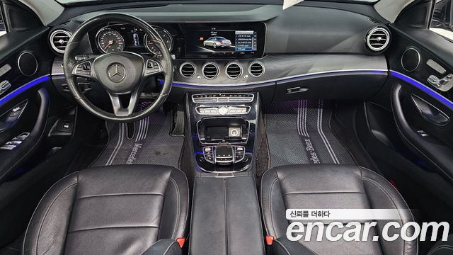 Mercedes-Benz E-Class E220d Avantgarde