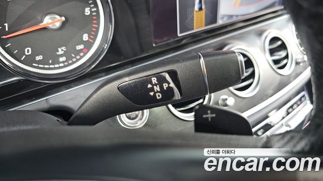 Mercedes-Benz E-Class E220d Avantgarde