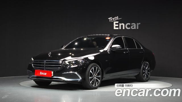 Mercedes-Benz E-Class E300e 4MATIC Exclusive