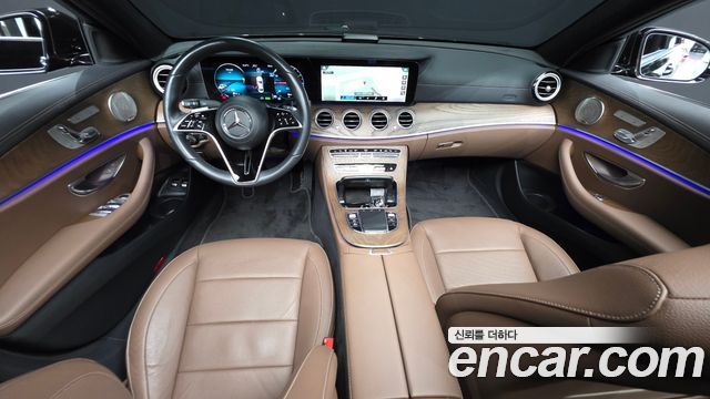Mercedes-Benz E-Class E300e 4MATIC Exclusive