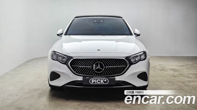 Mercedes-Benz E-Class E200 Avantgarde