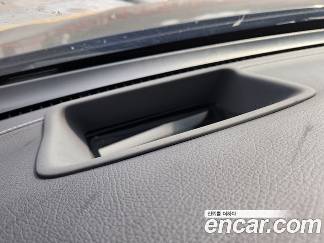 Mercedes-Benz GLC-Class GLC300e 4MATIC