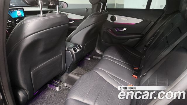 Mercedes-Benz GLC-Class GLC300e 4MATIC