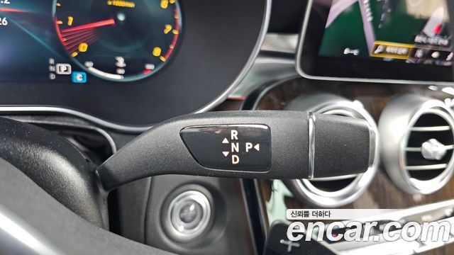 Mercedes-Benz GLC-Class GLC300 4MATIC
