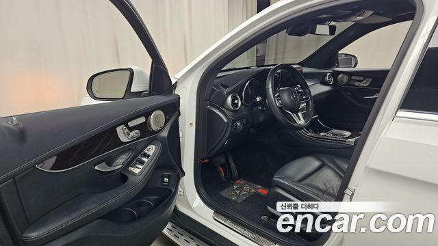 Mercedes-Benz GLC-Class GLC300 4MATIC