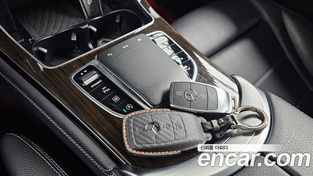 Mercedes-Benz GLC-Class GLC300 4MATIC