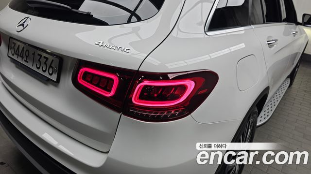 Mercedes-Benz GLC-Class GLC300 4MATIC