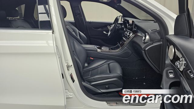 Mercedes-Benz GLC-Class GLC300 4MATIC