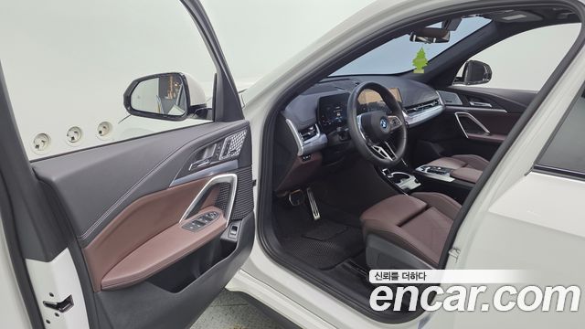 BMW iX1 xDrive 30 M Sport