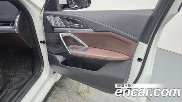 BMW iX1 xDrive 30 M Sport
