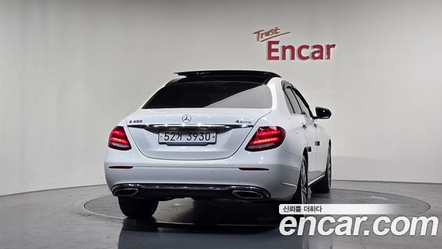 Mercedes-Benz E-Class E400 4MATIC Exclusive