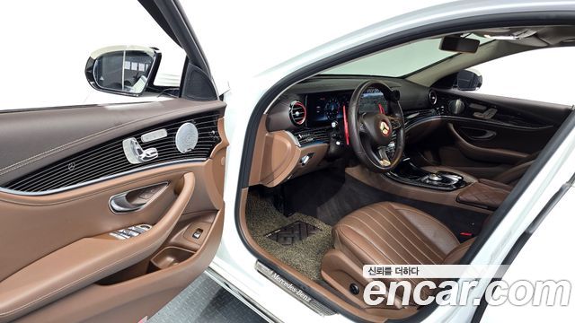 Mercedes-Benz E-Class E400 4MATIC Exclusive