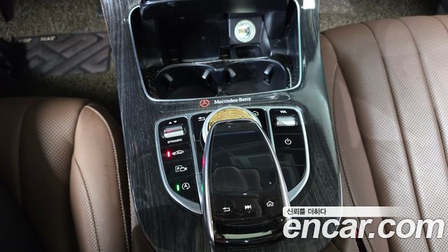 Mercedes-Benz E-Class E400 4MATIC Exclusive