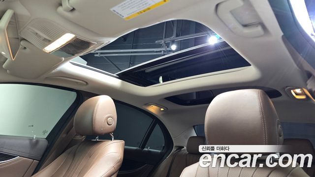 Mercedes-Benz E-Class E400 4MATIC Exclusive