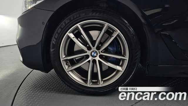 BMW 5-Series 530i M Sport Package
