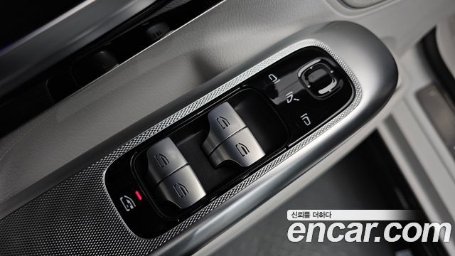 Mercedes-Benz EQE EQE350+