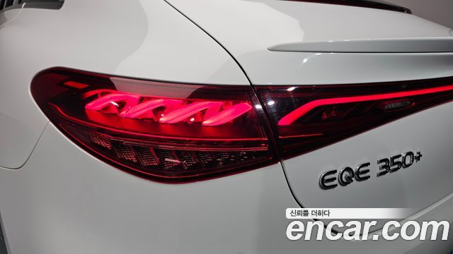 Mercedes-Benz EQE EQE350+
