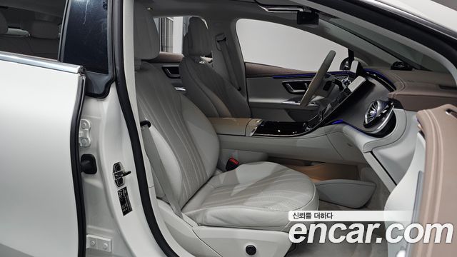 Mercedes-Benz EQE EQE350+