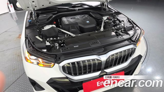 BMW 5-Series 520i M Sport